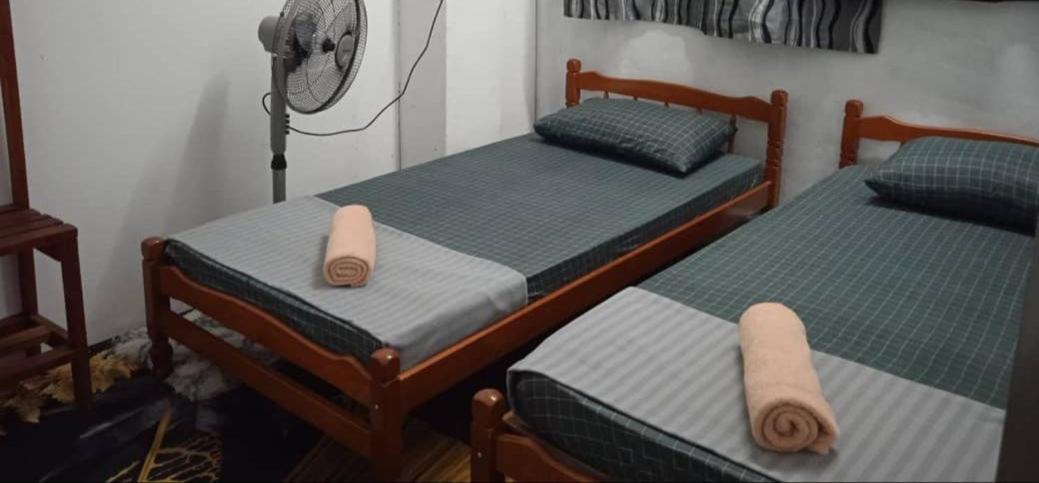 La Wood Homestay Near Kuala Besut Jetty エクステリア 写真